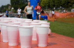 Isotonic drinks and long-distance runners