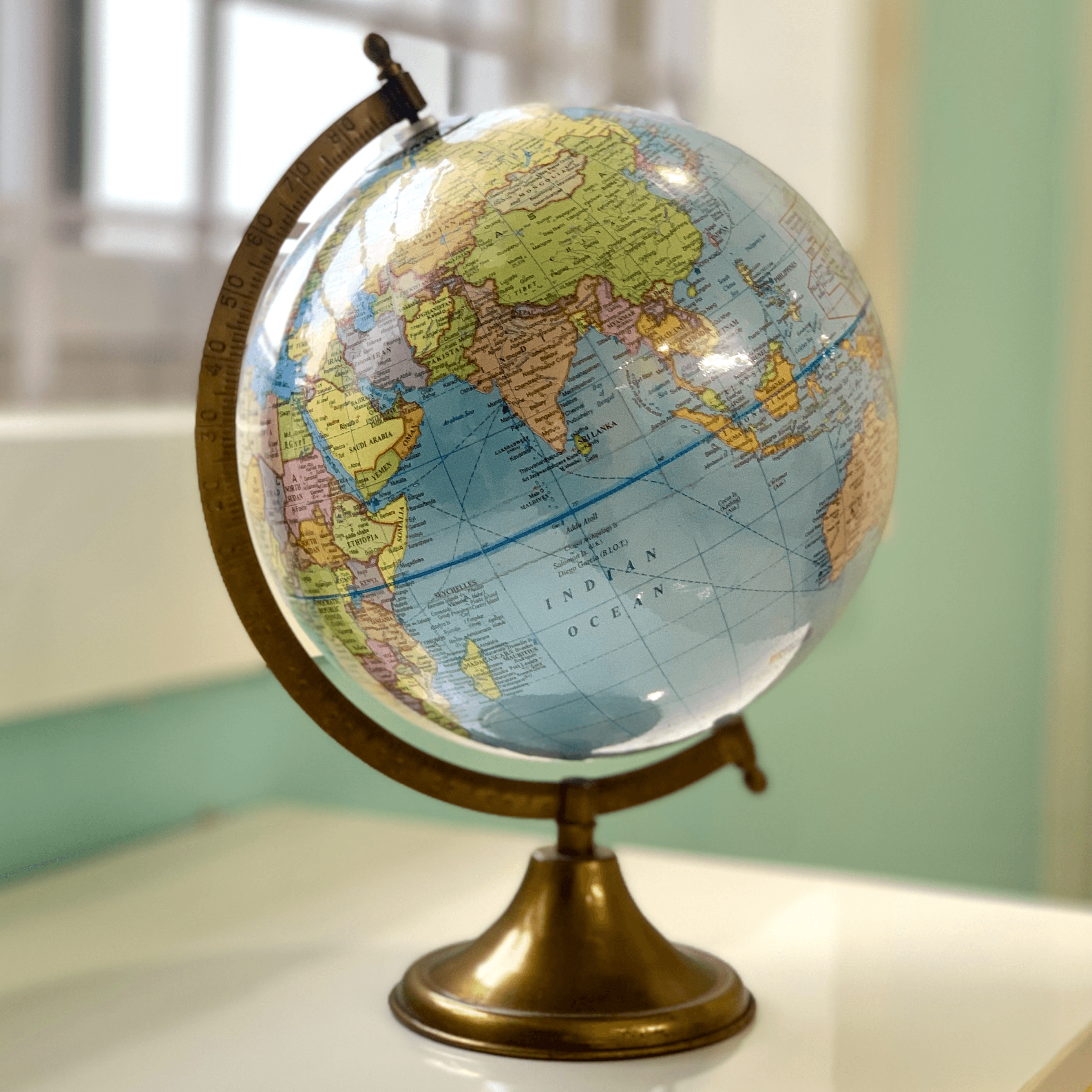 Exploring the Tilt of the Earth