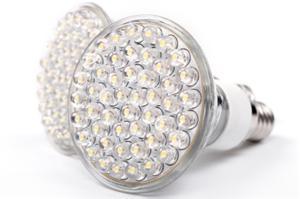 Comparing Incandescent and LED Lamps